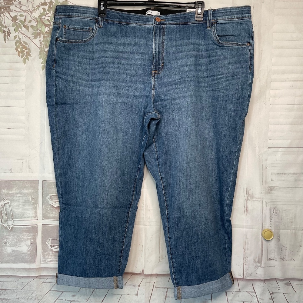 Sonoma Womens Girlfriend Medium Wash Blue Denim Cropped Jeans Plus Sz. 30W  New